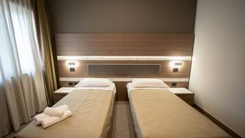 Standard-Doppel- oder -Zweibettzimmer