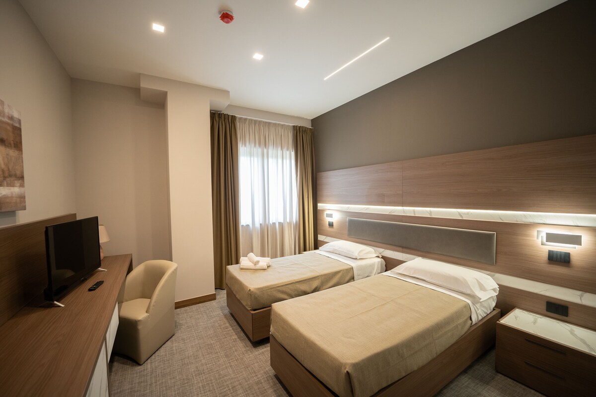 Premium bedding, minibar, in-room safe, soundproofing
