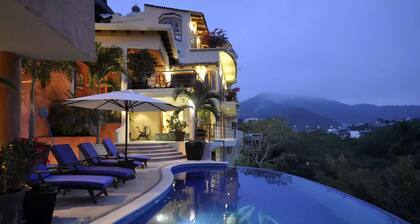 LUXURY VILLA GRINGO GULCH