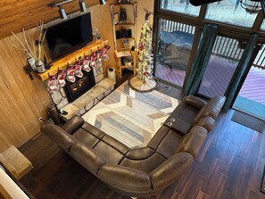 Smart TV, fireplace, video games, DVD player - Midtown Hideaway- Cozy A-Frame Cabin with canyon views  (Ruidoso)