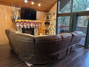 Smart TV, fireplace, video games, DVD player