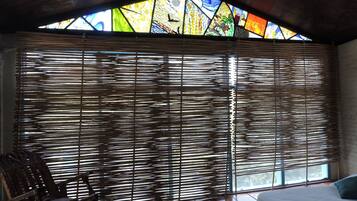 Cabaña Deluxe | Decoración personalizada y muebles diferentes