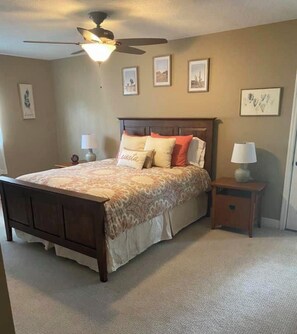 3 bedrooms, iron/ironing board, free WiFi, bed sheets