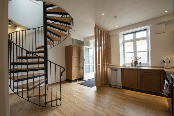 Property entrance - Stylish two floor Deluxe Apartment (Sønderborg)