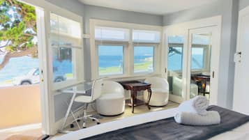 3 sovrum, skrivbord, strykjÀrn/strykbrÀda och wi-fi