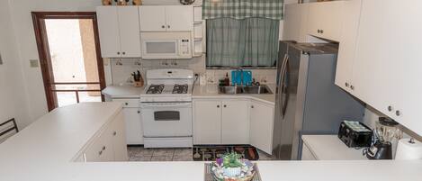 Mikrovågsugn, ugn och spishäll