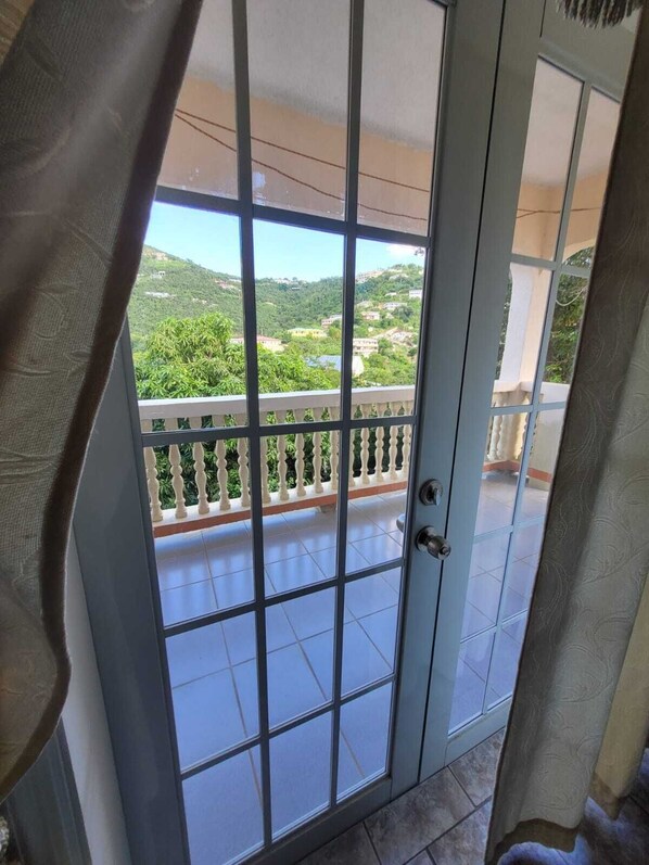 Interior - (Group Villa) Eagles Nest by the Beach (St Thomas)