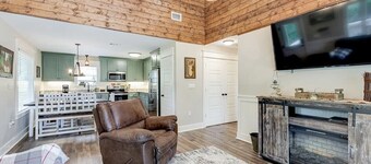 Okatoma River Cabin/ Convenient Location