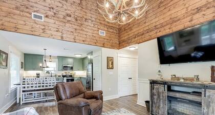 Okatoma River Cabin/ Convenient Location