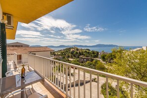 Apartment | Balcony