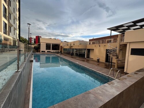 Beautiful 3 bedroom apartment with parking