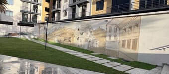 Beautiful 3 bedroom apartment with parking