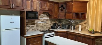 Air Conditioned House With Garden and Ocean Views For Family And Adventure