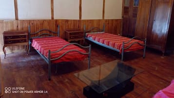 2 Schlafzimmer, Reisekinderbett, kostenloses WLAN, Bettwäsche