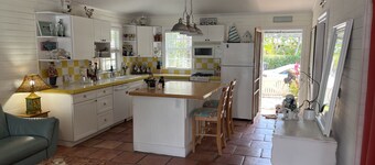 Key Westy cottage in Lake Worth