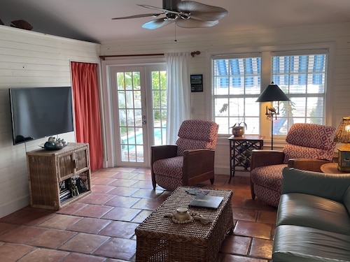 Key Westy cottage in Lake Worth