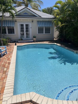 Piscine extérieure