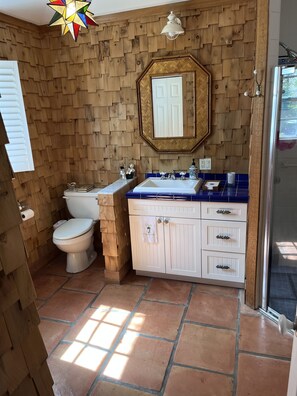 Douche, bidet
