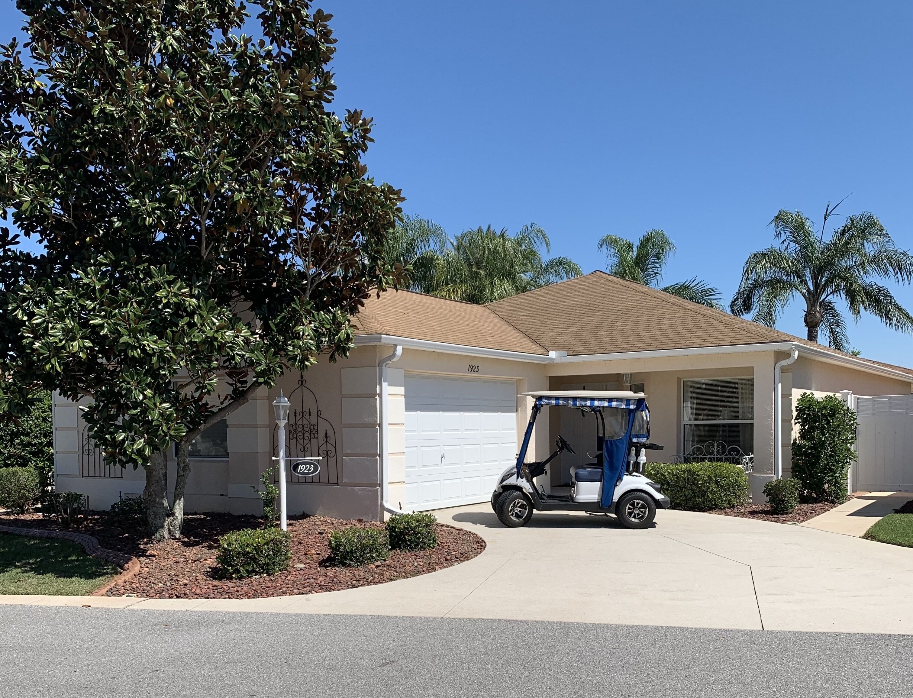 Beautiful,1700 sf, CY Villa, 2 BR & Study, fenced yard, golf cart Small dogs ok.