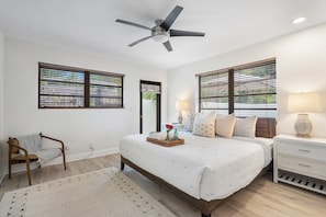 4 bedrooms, iron/ironing board, travel cot, free WiFi - Coastal Ft Lauderdale Salt water-Pool Home (Wilton Manors)