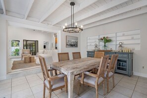Dining - Coastal Ft Lauderdale Salt water-Pool Home (Wilton Manors)