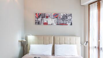 1 bedroom, desk, iron/ironing board, free WiFi