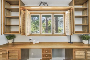 Interior - Colorado Mountain House - Views and a Hot Tub! (Cascade-Chipita Park)