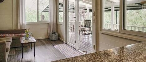 リビング エリア