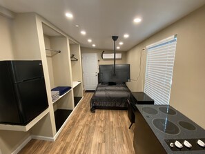 1 camera, Wi-Fi, lenzuola