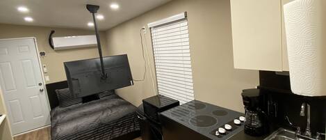 1 habitación, wifi y ropa de cama