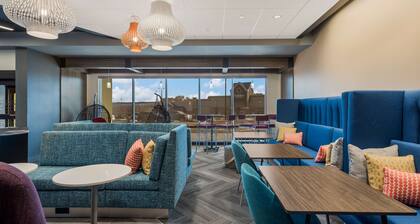 Tru by Hilton Greensboro, NC