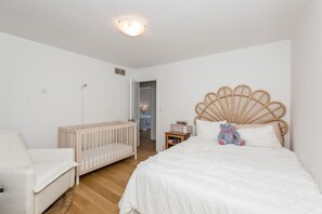 4 Schlafzimmer, Zimmersafe, Reisekinderbett, WLAN