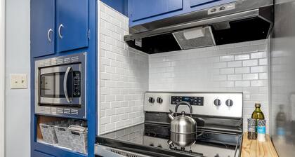 Clovis House with Foosball, 2-Car Garage!