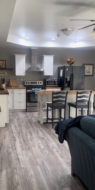 New cute, cozy quiet townhouse 