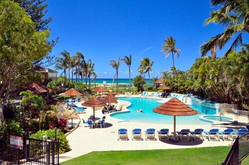 Ocean View Waterfront Apartment Gold coast