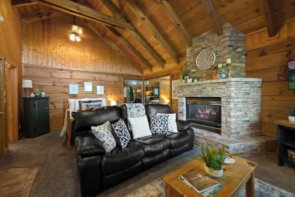 TV, fireplace, offices