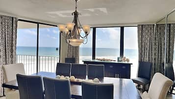 Condo (T3 301 - No Pets) | Property amenity