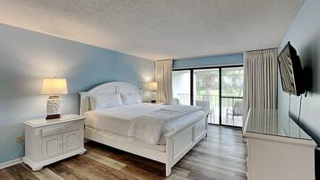 Condo, Multiple Beds, Balcony, Garden View (Villa 712 - No Pets) | 2 bedrooms, individually decorated, individually furnished, bed sheets