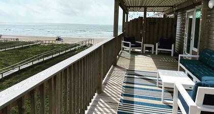 *New* Condo by the Gulf  at Surfside Beach, TX