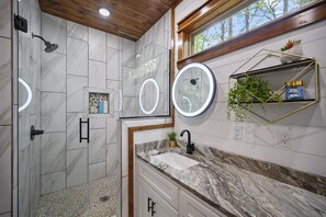 Shower, bidet, towels, soap