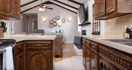 Family Fun at Primrose Retreat - Cozy, Clean & Chemical-Free