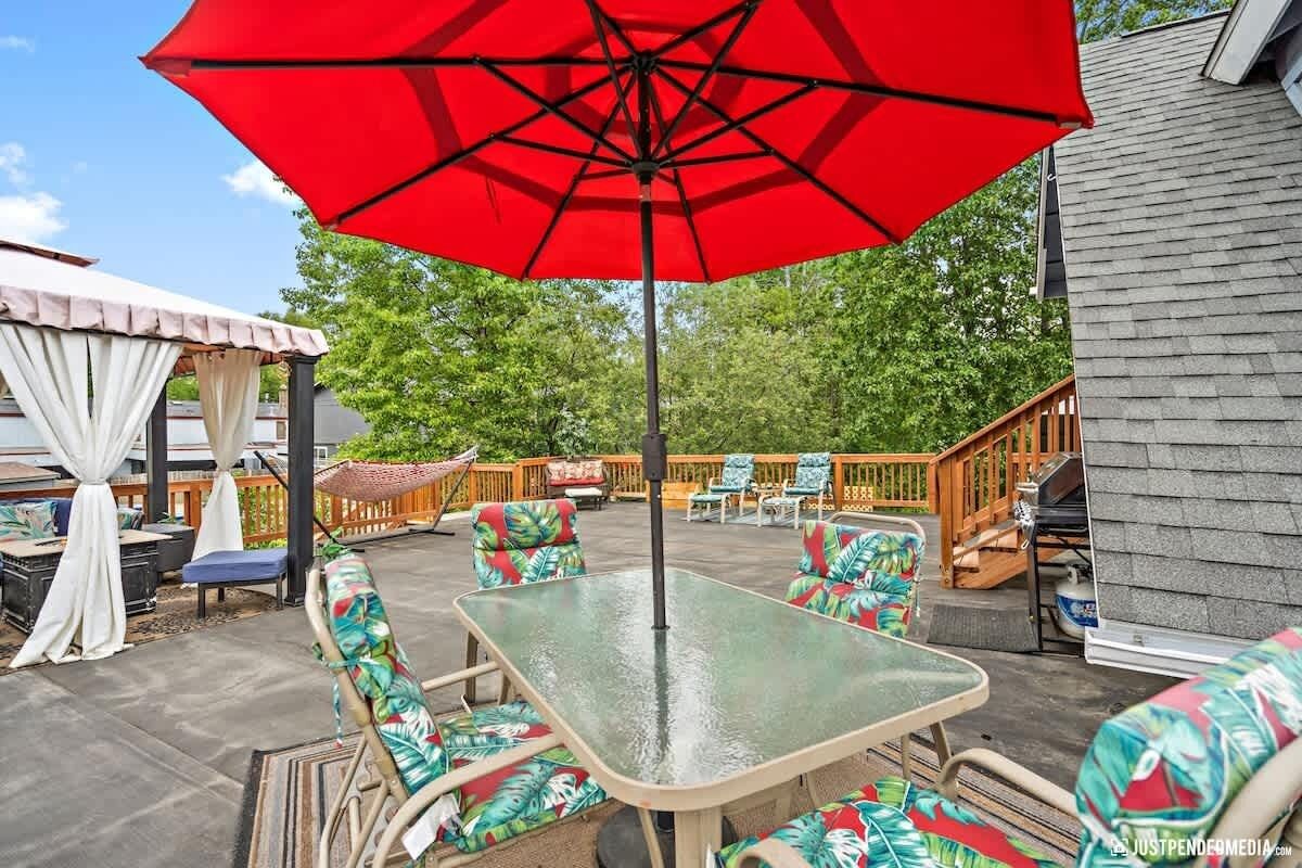 تناول الطعام بالخارج