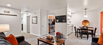 Alaska Windflower Escape