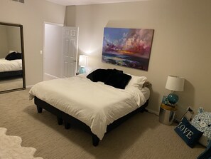 3 habitaciones, escritorio, wifi gratis y ropa de cama 