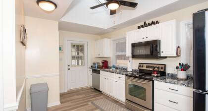 The Wright Bungalow: Near WSU/UD/WPAFB/MV Hospital