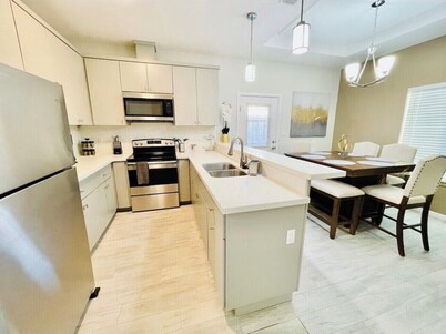 Lux🌟Sharyland 2 BDR Condo🌟Best Location