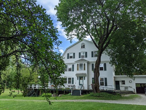 Historic Stockbridge Villa on 25 acres sleeps 23