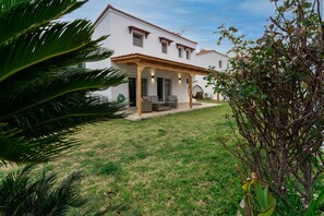 Villa, Multiple Beds | Exterior
