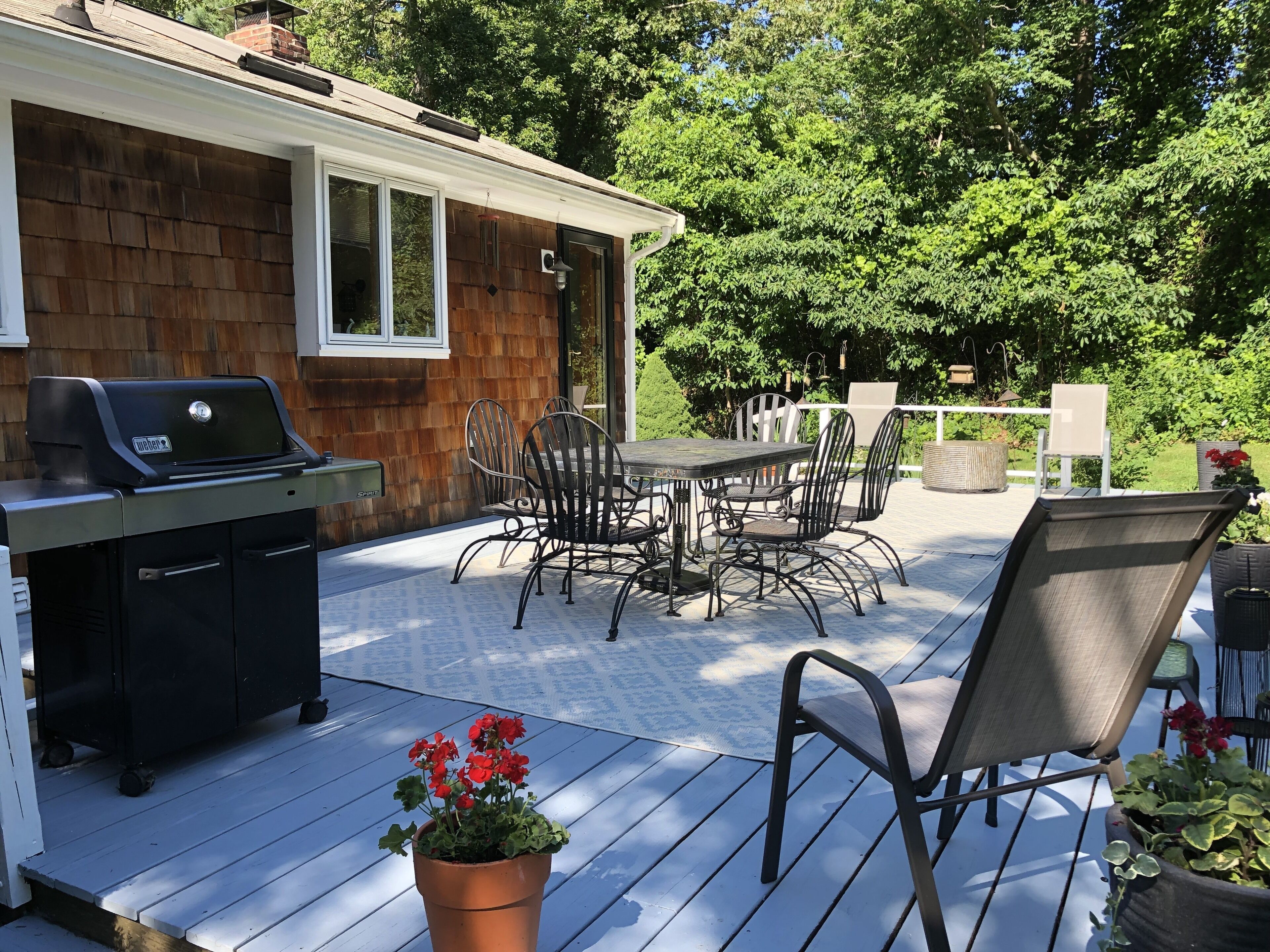 Deck with grill