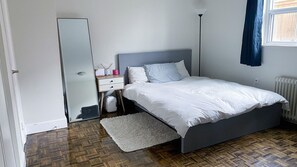 1 Schlafzimmer, Schreibtisch, Bügeleisen/Bügelbrett, kostenloses WLAN